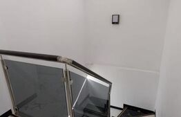 Casa de vanzare, 300 mp, zona Sud