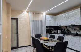 Casa de vanzare, 300 mp, zona Sud