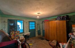  Gheboieni proprietate de renovat– 1100 mp, liniște și intimitate