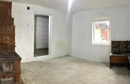 Casă + Teren - 1.724 mp Parcelat de vânzare – Valea Mare, Dâmbovița