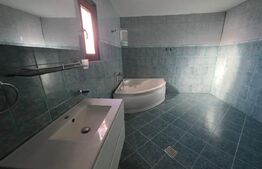 Casuta de vanzare, 149 mp utili, teren 1700 mp, Targoviste-zona Exterior Vest