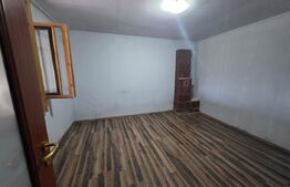 Casuta de vanzare, 149 mp utili, teren 1700 mp, Targoviste-zona Exterior Vest