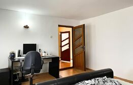 Casa cu 3000 mp Teren si Livada In Dumbrava - Sos. Principala -- 5 Minute de TGV