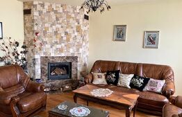 Casa cu 3000 mp Teren si Livada In Dumbrava - Sos. Principala -- 5 Minute de TGV