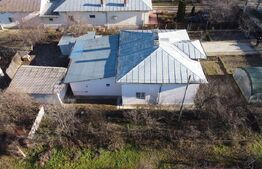 FORTĂREAȚĂ ȘI CONFORT: Casă Consolidată, Teren 809 mp – Găești-în exclusivitate