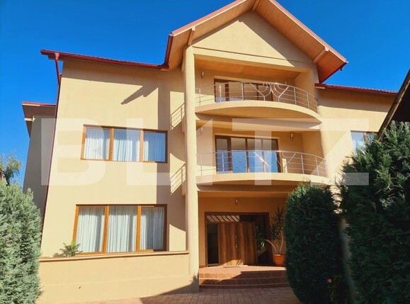 Casa de închiriat 7 camere Central - 185334CI | BLITZ Târgoviște | Poza1