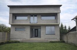 Casă de vânzare, 226 mp, zona Exterior Sud(Nucet)