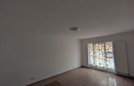 Spațiu comercial cu 2 Intrări Stradale, 70 mp, zona Micro 11