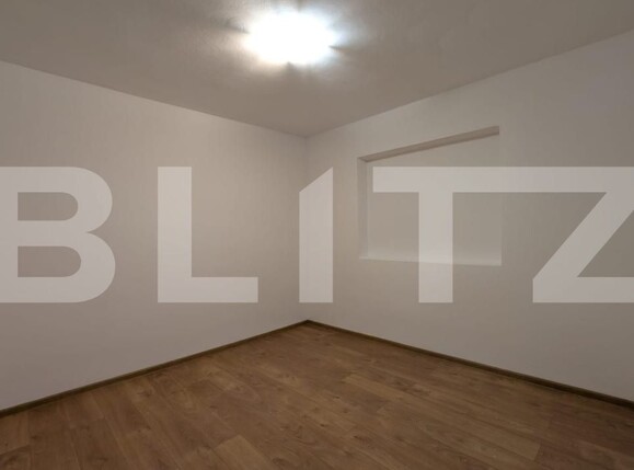 Spațiu comercial de închiriat Micro 11 - 186306SIC | BLITZ Târgoviște | Poza8