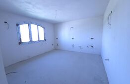 Casă de vânzare, 343 mp, zona Lazuri