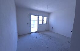 Casă de vânzare, 343 mp, zona Lazuri