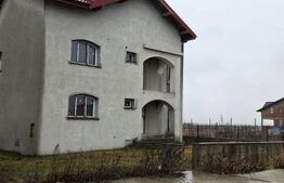 Casă de vânzare, 343 mp, zona Lazuri