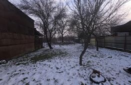 Casă de vânzare, 667 mp, zona Răzvad 