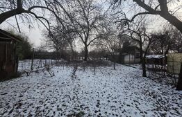 Casă de vânzare, 667 mp, zona Răzvad 