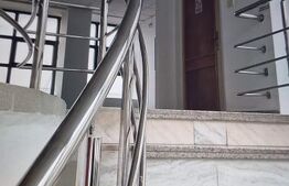 Clădire P+1 de închiriat–zonă Titu