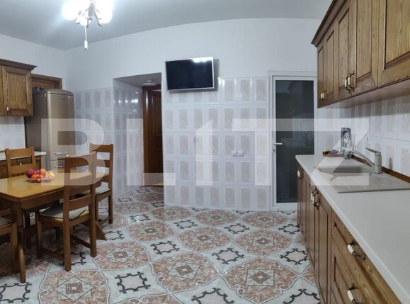 Casa de închiriat 6 camere Central - 187471CI | BLITZ Târgoviște | Poza9