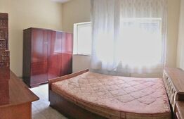 Casă de vânzare, 354 mp, zona Titu