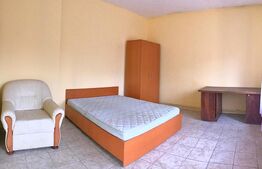 Casă de vânzare, 354 mp, zona Titu