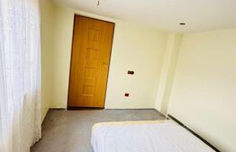  VACARESTI Casă bătrânească cu teren generos 