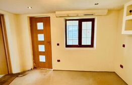 Casă bătrânească cu teren generos - VACARESTI