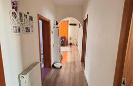 Casă spațioasă + teren 2700 mp în zona Găești  3 dormitoare, garaj + solar 