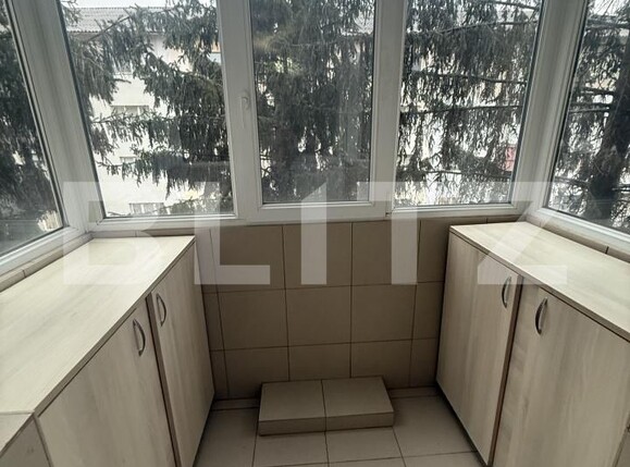 Apartament de închiriat 3 camere Micro 4 - 188514AI | BLITZ Târgoviște | Poza4
