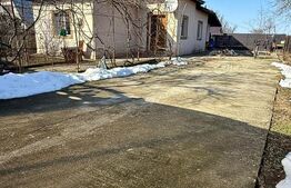 Casă cu Teren Generos Lângă Titu, Braniștea - 1.200 mp, Curte Amenajată 