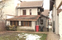 Casa de vanzare, 160 mp, zona Centrala