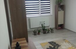 Apartament 3 camere, 72 mp, zonă centrală – Găești