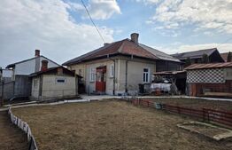 Casă solidă din cărămidă în Moreni – Ideală pentru locuit sau investiție