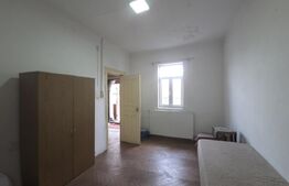 Casă solidă din cărămidă în Moreni – Ideală pentru locuit sau investiție