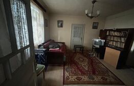 Casa de vanzare, 100 mp, teren 2700 mp, zona Secuieni