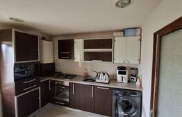 Apartament 3 camere decomandat, etaj 4, balcon, izolat – M11