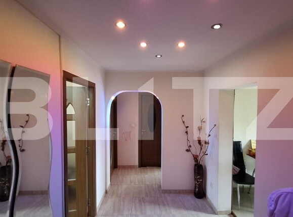 Apartament de vânzare 3 camere Micro 11 - 192074AV | BLITZ Târgoviște | Poza1