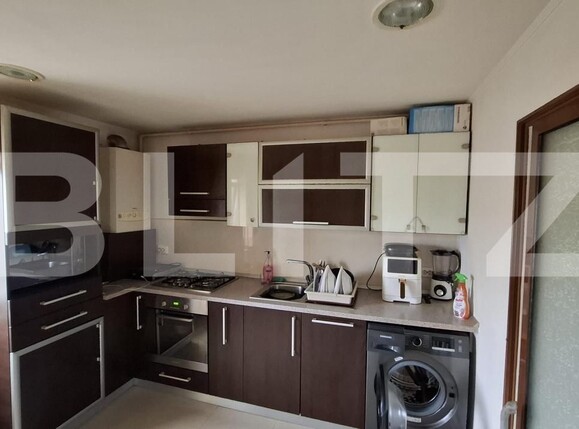 Apartament de vânzare 3 camere Micro 11 - 192074AV | BLITZ Târgoviște | Poza3