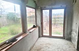 🔥 Casă (la roșu) + teren 2522 mp – ideală pentru personalizare - Costestii Deal