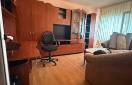 Apartament 2 camere decomandat, parter, Găești – zonă bună