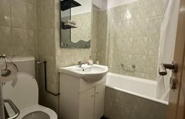 Apartament 2 camere, etaj 1, balcon închis, Pucioasa – zonă bună