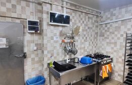 Spatiu comercial, 200 mp, zona Micro 6