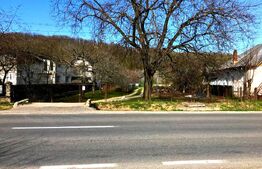 🍎 Teren mixt -construibil (intravilan) + livadă matură (Extravilan) – La DN 72A