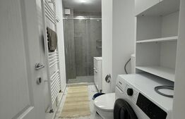 Apartament cu 2 camere, decomandat, modern, zonă centrală, etaj 3 