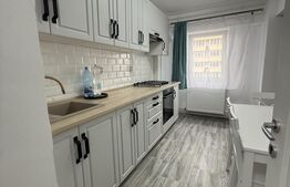 Apartament cu 2 camere, decomandat, modern, zonă centrală, etaj 3 