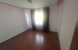 Apartament de vanzare, zona centrala Gaesti