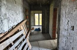 Oportunitate: Vilă P+1+M în Titu, 146 mp/nivel, teren 1607 mp