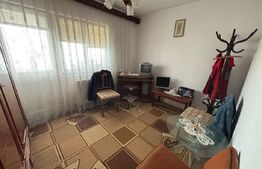 Apartament 3 camere, decomandat, 64 mp, etaj 3 – balcon mare, zona Miro 11