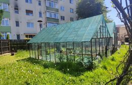 Casă cu grădină, garaj și livadă, 148 mp, zona Centru 