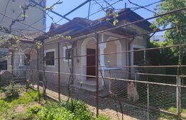 Casă cu grădină, garaj și livadă, 148 mp, zona Centru 