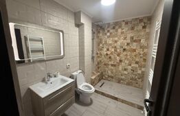 Apartament 3 camere de închiriat, 65 mp, zona Micro 11