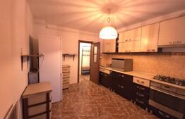 Apartament 3 camere, 80 mp, zona Micro 12
