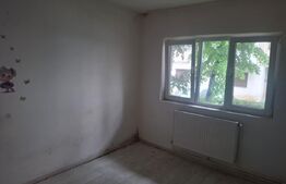 Apartament de vanzare, 92 mp, zona Micro 4
